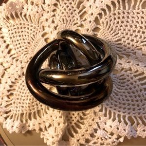 Endless Knot Ornamental Glass